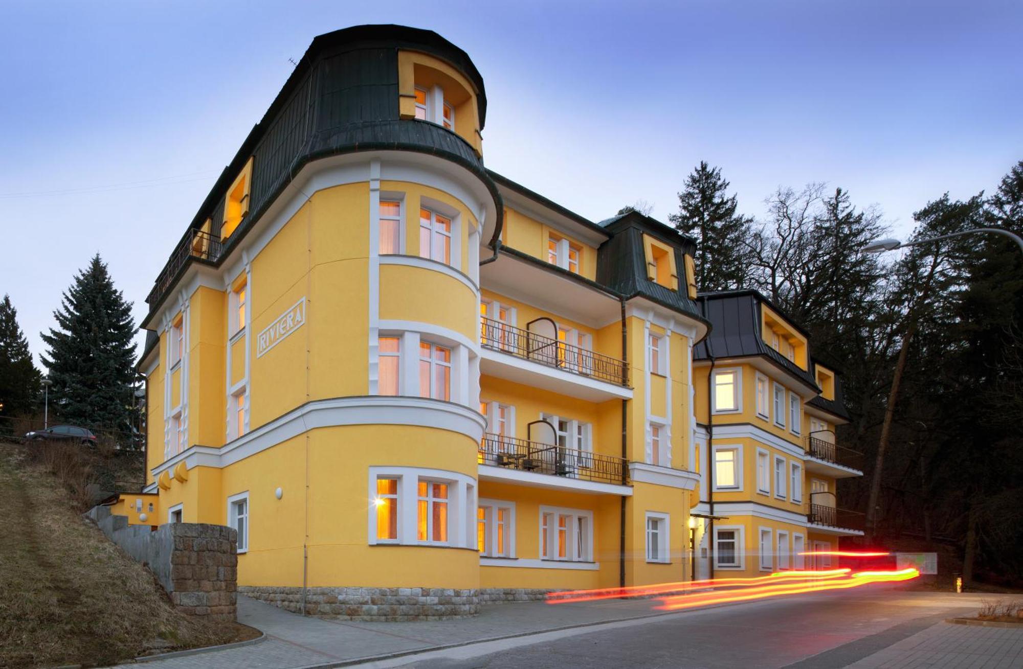 Riviera Hotel Luhacovice Exterior photo